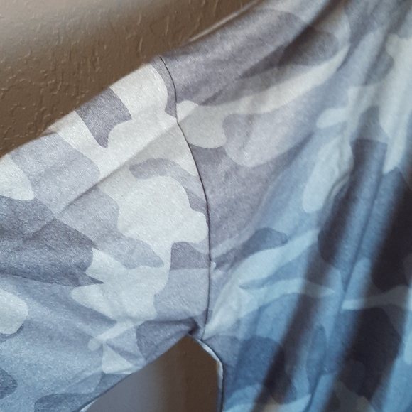 SALE❣camouflage Hi-Lo split sides to - Picture 9 of 11